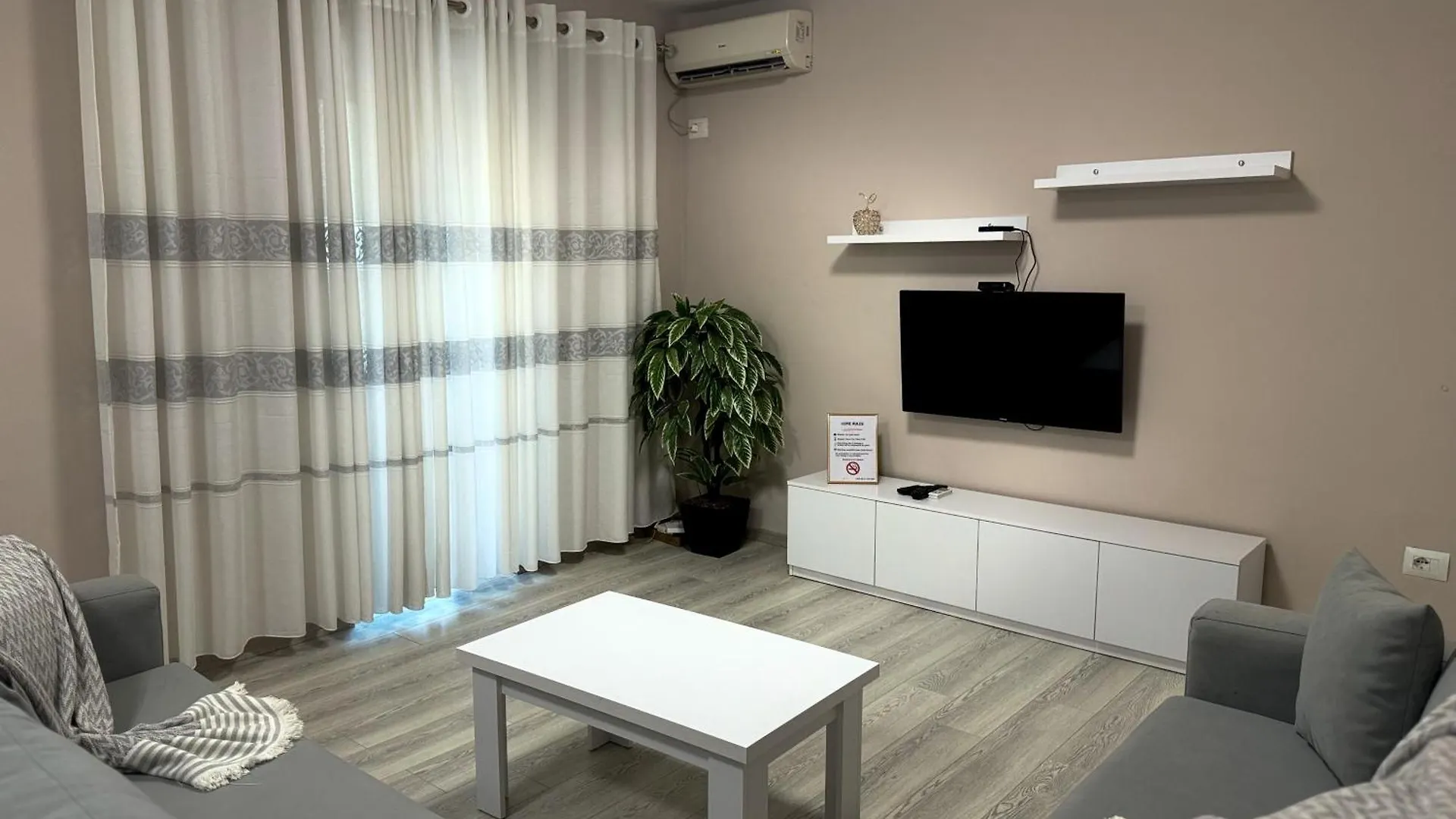 Amazing Getaway In Tirana Apartment Albania